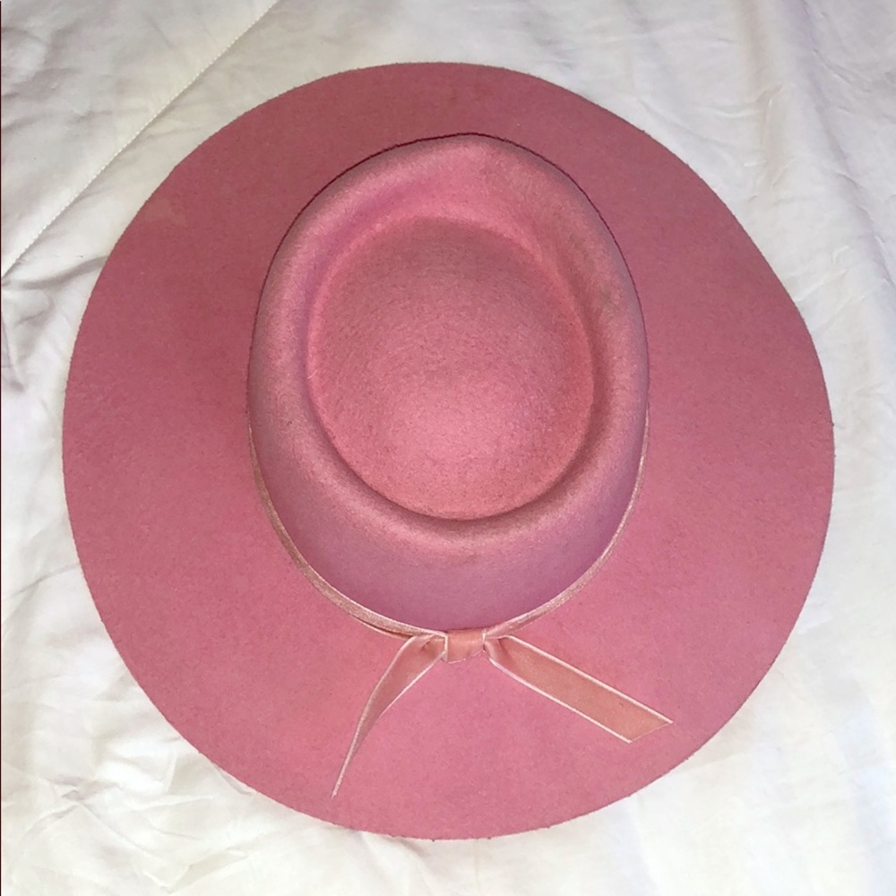 Pink hat